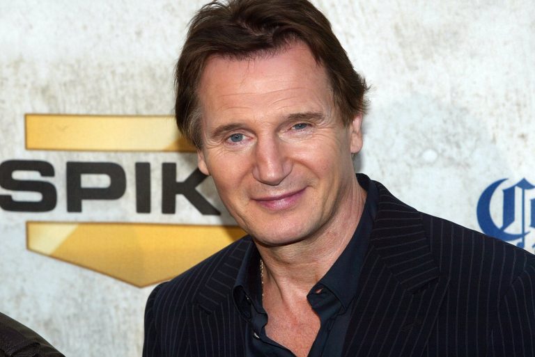 Liam Neeson főszereplésével érkezik a Csupasz pisztoly új változata a streaming-re