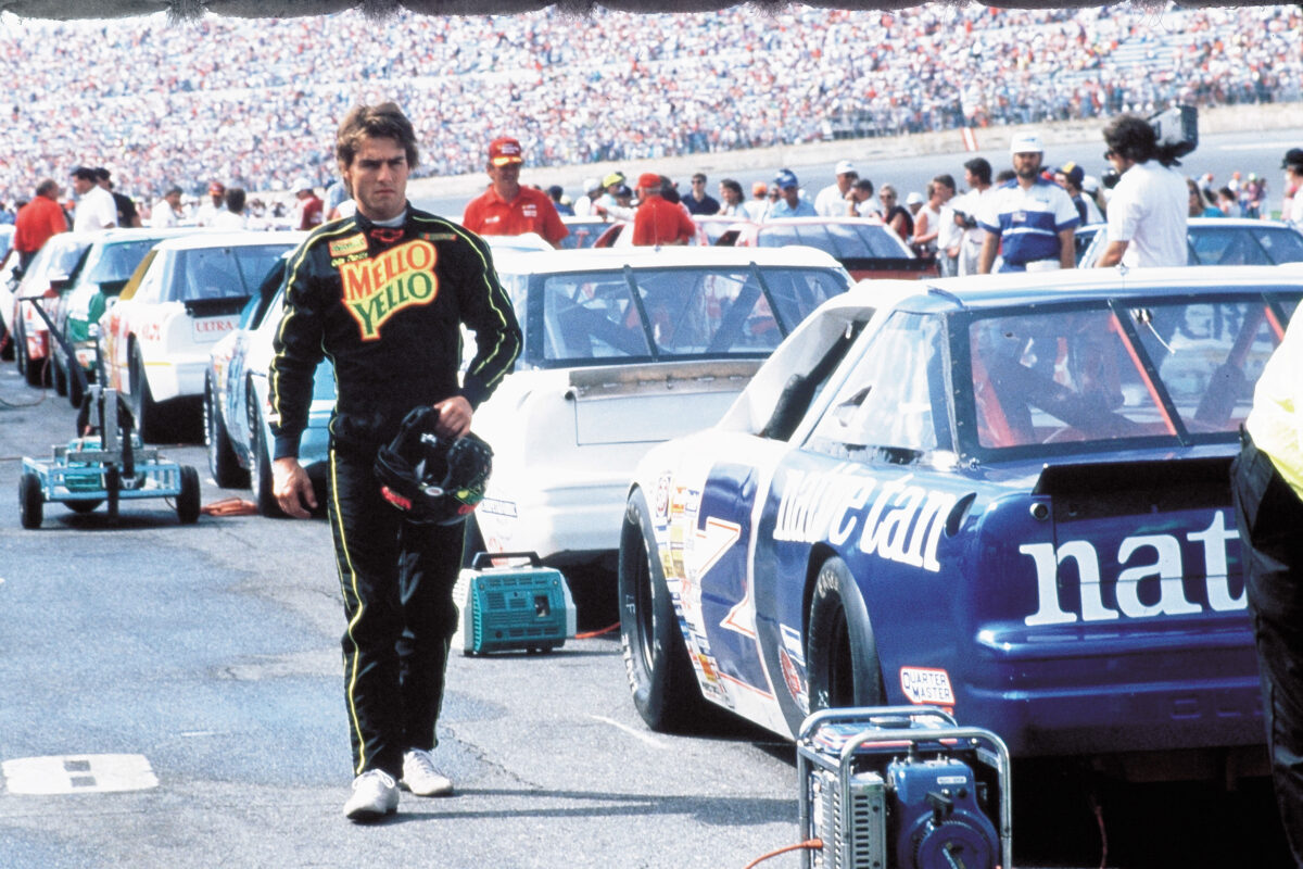 Az autóversenyzős filmek egyik  legjobbja, amin generációk nőttek fel