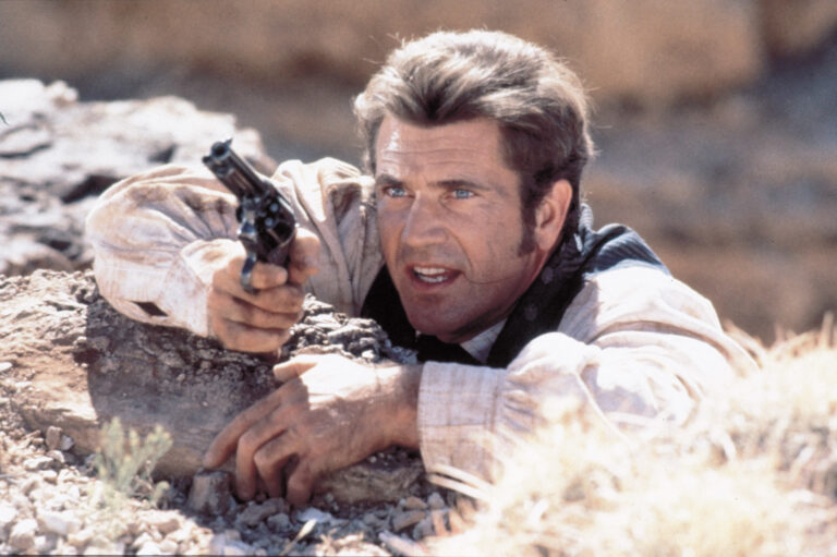 Mel Gibson westernfilmje egyszerűen megunhatatlan, és jó