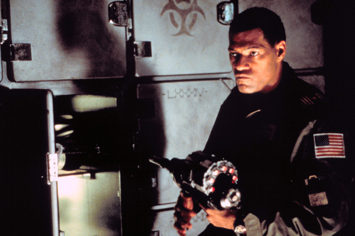 A 90-es évek egyik legjobb sci-fije, tedd félre Halloween-ra