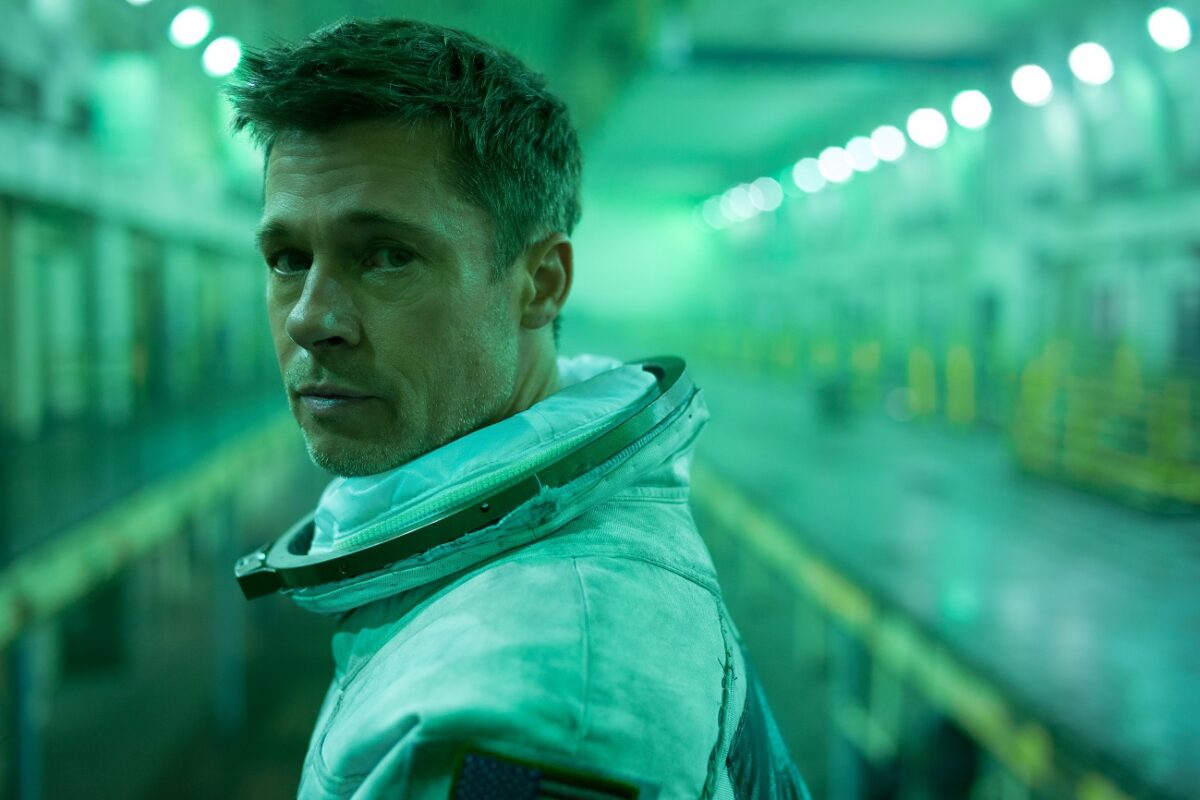 Brad Pitt vontatott és lassú sci-fije, amiben sokkal több volt