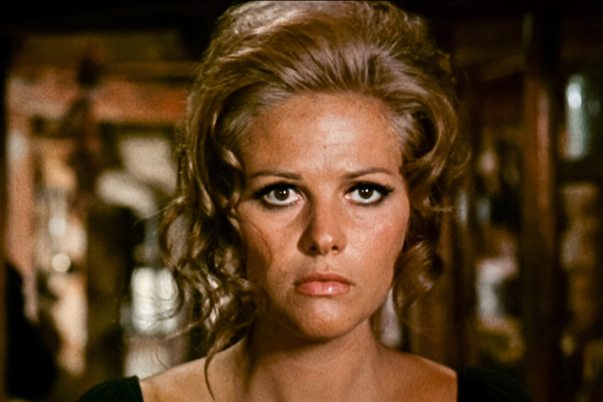 Egy fergeteges westernfilm, amiben legendás színészekkel éled újjá a veszélyes vadnyugat