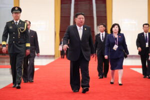 Aggasztó katonai mozgásokba kezdhet Észak-Korea az USA jelenléte miatt