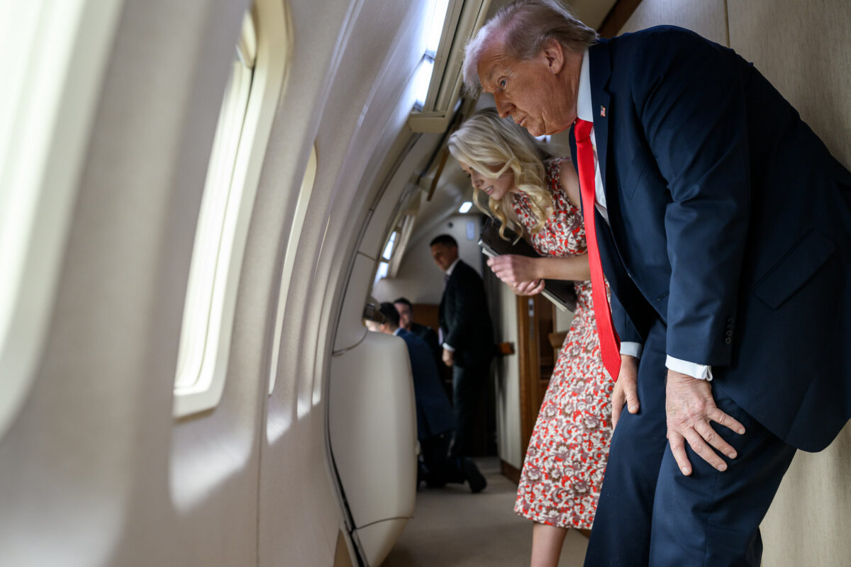 Vadászlest találtak az USA elnökének közelében, azonnal fel kellett szállnia az Air Force One-ra