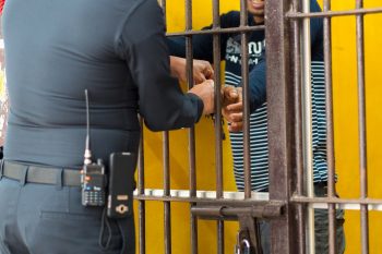 Halálbüntetést kaphat egy 23 éves turista Thaiföldön, óriási hibát követett el