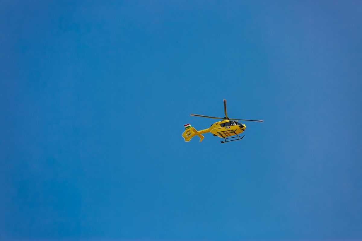 Mentőhelikoptert kértek egy súlyos autóbalesethez