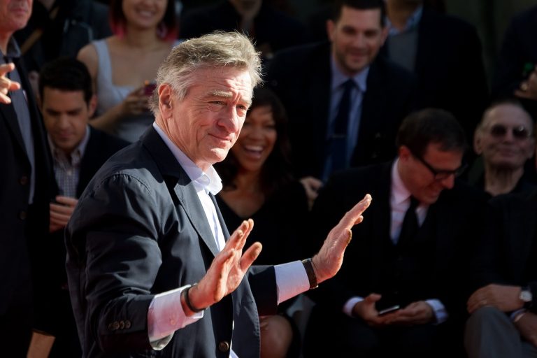 Robert De Niro alulértékelt kémfilmje Matt Damon és Angelina Jolie főszereplésével
