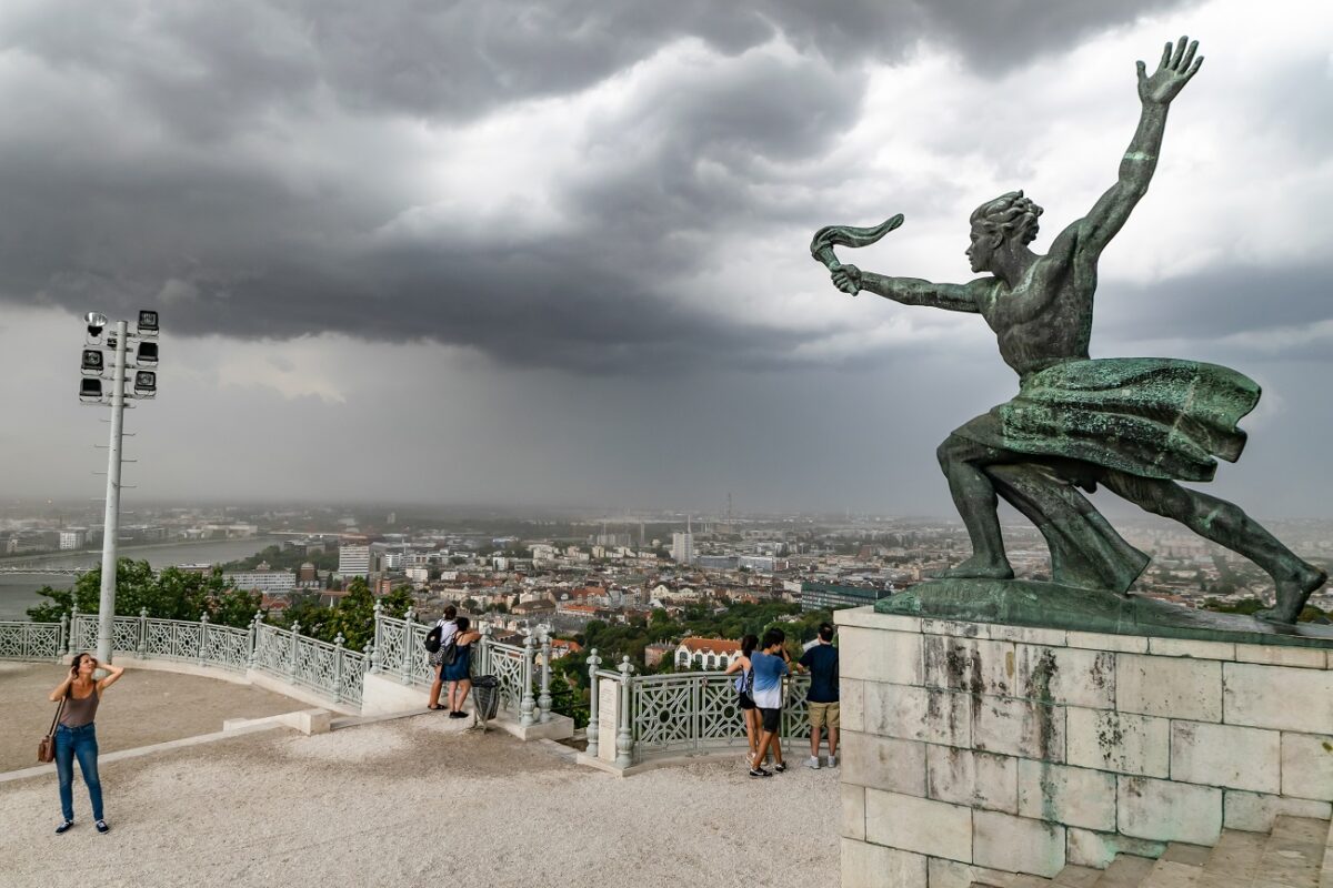 Szebb időjárás is lehetne a hosszú hétvégén, újabb eső lehet úton