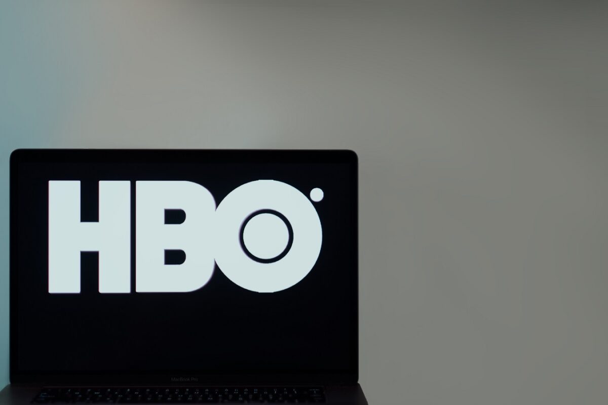 Visszatért az HBO-ra a második világháborús sikerfilm – újra a toplisták élére tört