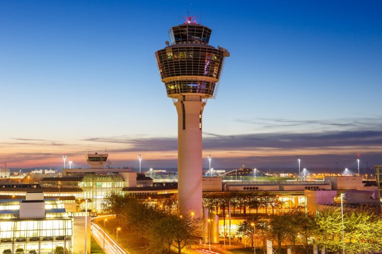 Egyre aggasztóbb a helyzet – újabb drónok repültek be a müncheni repülőtérnél