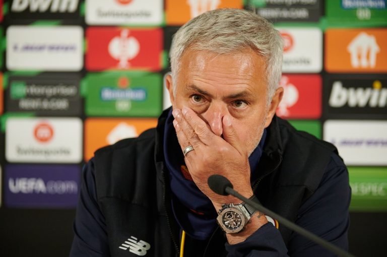 José Mourinho mindenkit meglepett a Chelsea elleni veresége után a reakciójával