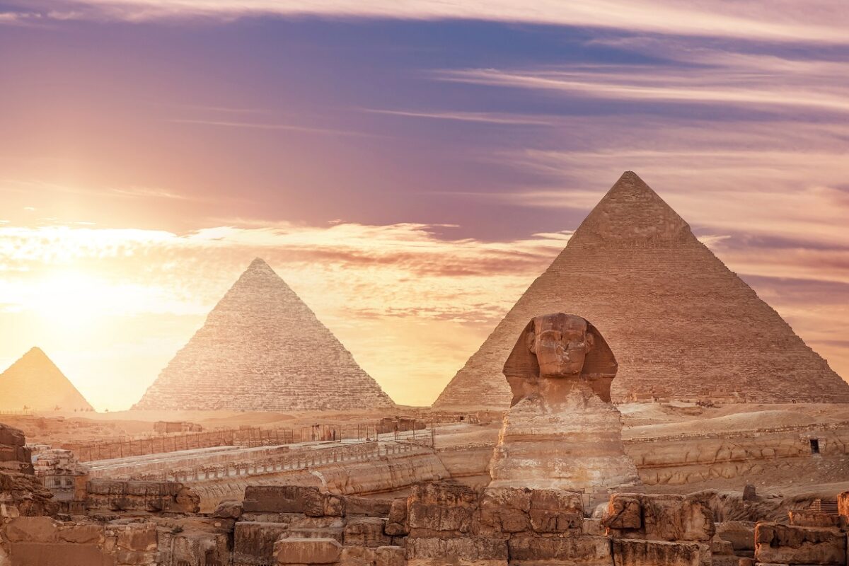 Egy rendkívül titokzatos ősi mélyedés Egyiptomban, amit katonai zár alá vontak