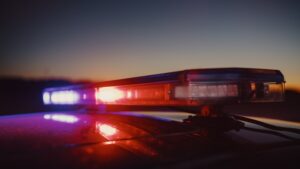 Drámai helyzet az M3-as autópályán – lángokba borult egy autó, amiben négyen ültek