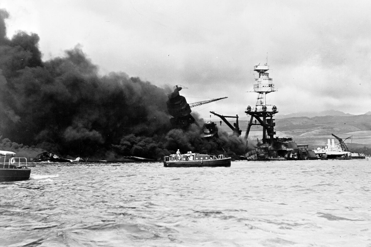 Egy látványos második világháborús film, ami nem ítélkezik