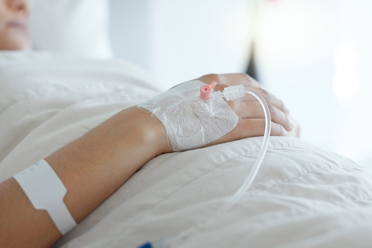 Egy napra volt a haláltól egy 31 éves nő – húgyúti fertőzésből lett életveszélyes szepszis