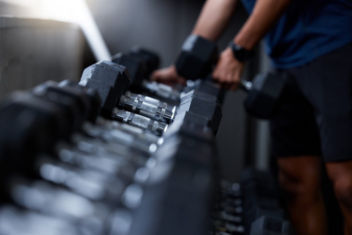 70 évesen lett világsztár a gyúrós nyugdíjas nagymama – 105 kilót emelget a konditeremben