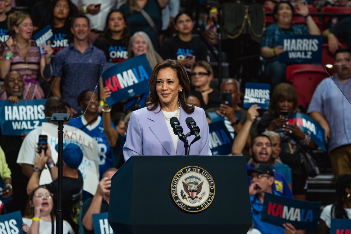 Kamala Harris mégis az USA elnöke lenne? Itt a nagy bejelentése