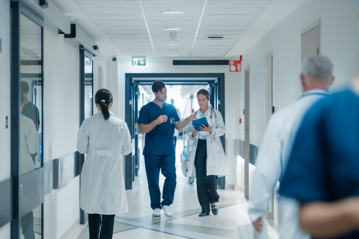 35 év után találkozott két nő, akiket születésükkor cseréltek el