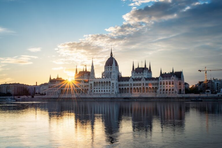 Hideg hajnal után felhősödés és eső érkezik szombaton