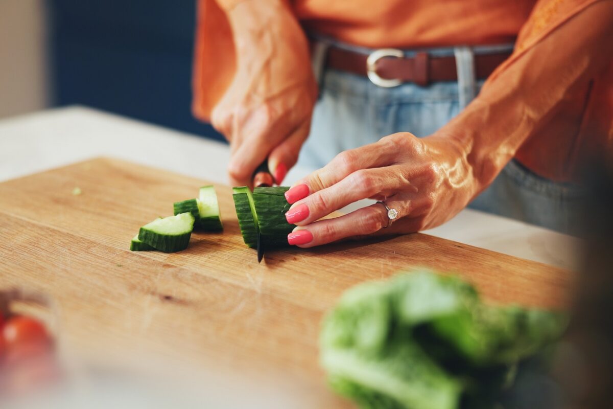 Fémkanál mentheti meg az uborkát a gyors romlástól