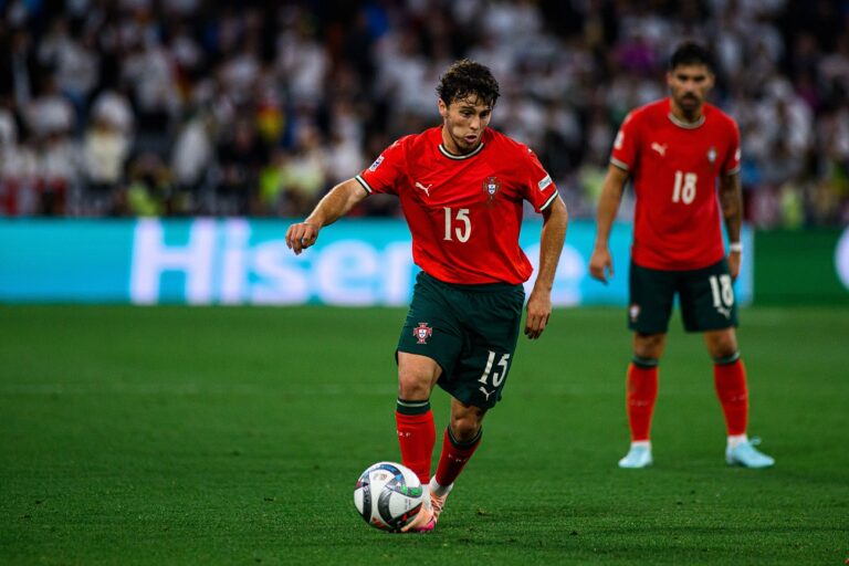 120 millió eurót tenne le az asztalra a Manchester City a PSG-nek