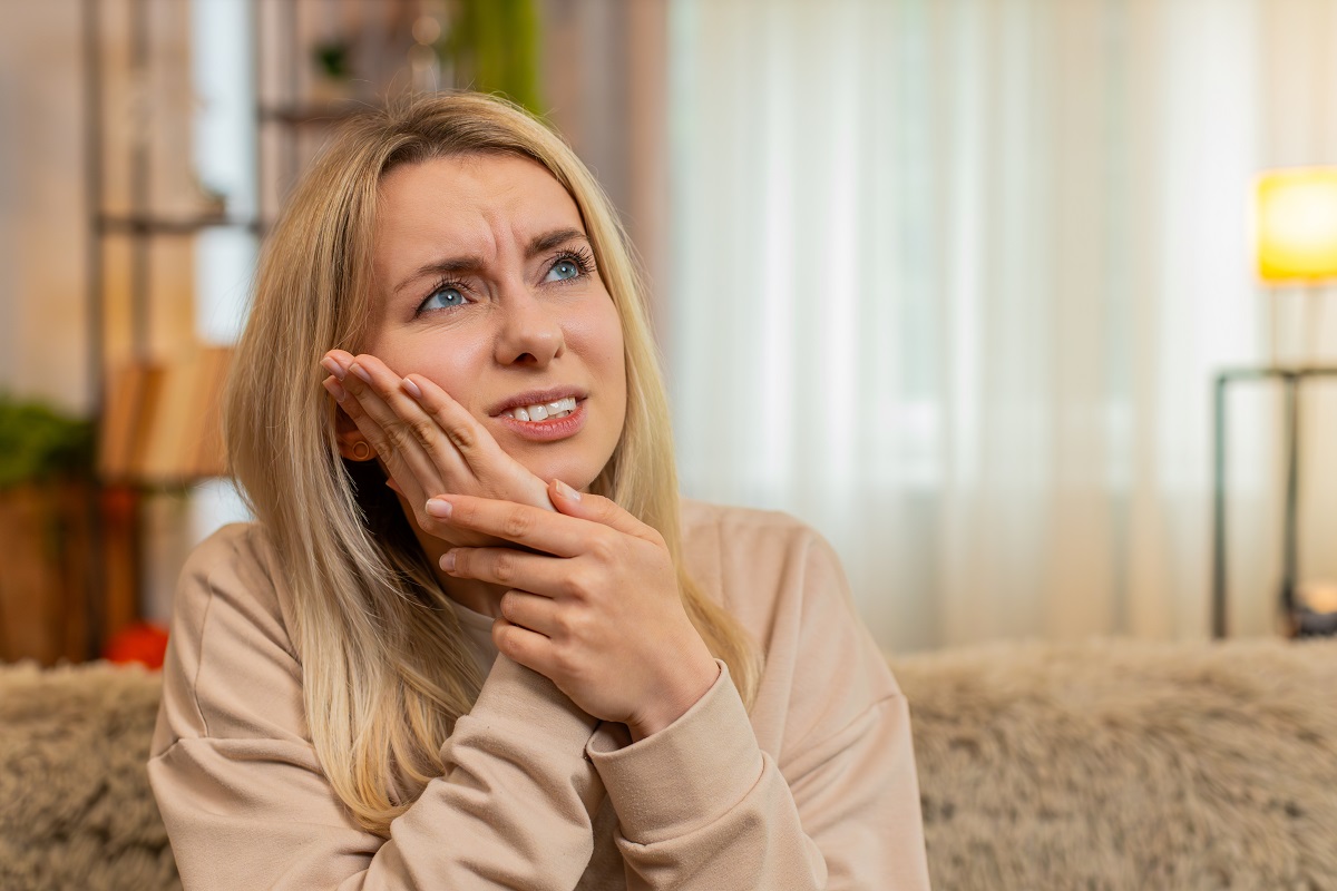Erős fogfájást is okozhat az új covid-variáns