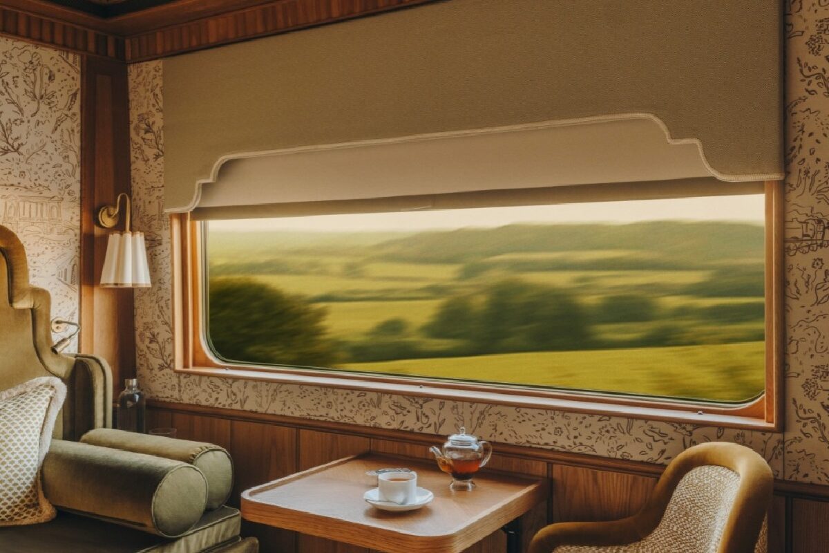 Nem vicc – 2,7 millió forint a jegy erre a vonatra, ami most ismét leállt