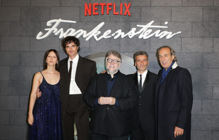 Váratlan riválist kapott a Netflix világsikerre törő és legjobban várt filmje