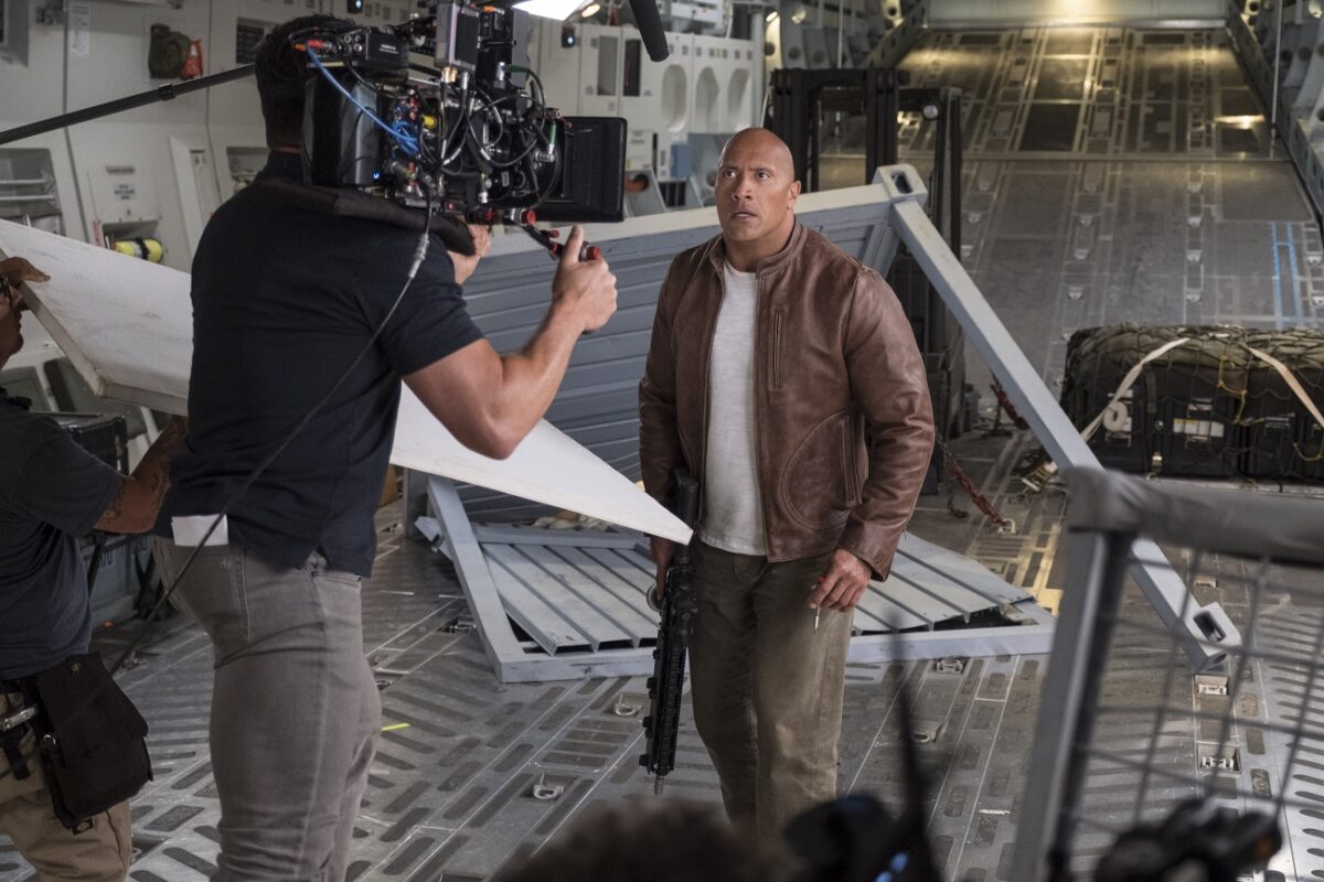 Egy tomboló sci-fi a Netflixen, amiben Dwayne Johnsont nem lehet megunni