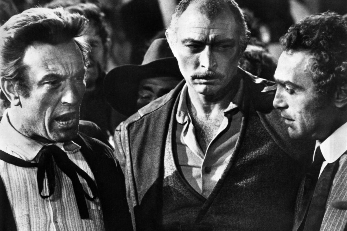 A valaha készült egyik legerősebb westernfilm, a zenéje is magával ragadja az embert