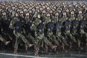 Félelmetes manőverre készül Észak-Korea, már csak a parancsot várják