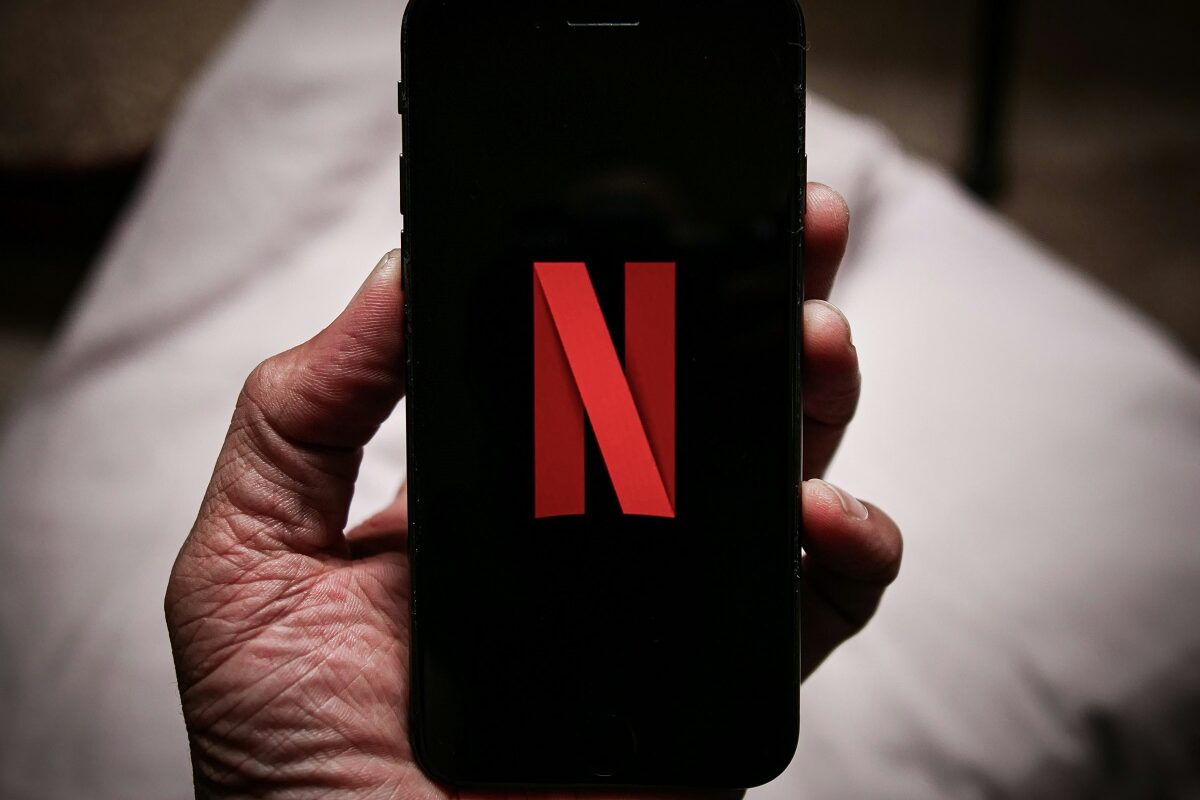 Meglepő, de ezt a Netflix minisorozatot nézik a legtöbben most Magyarországon