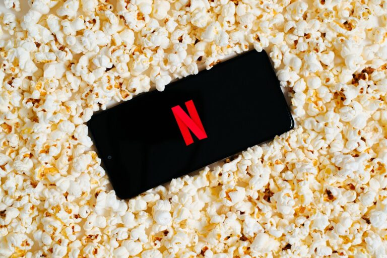 Három nagyon más 90 perc körüli Netflix-film a hétvégére