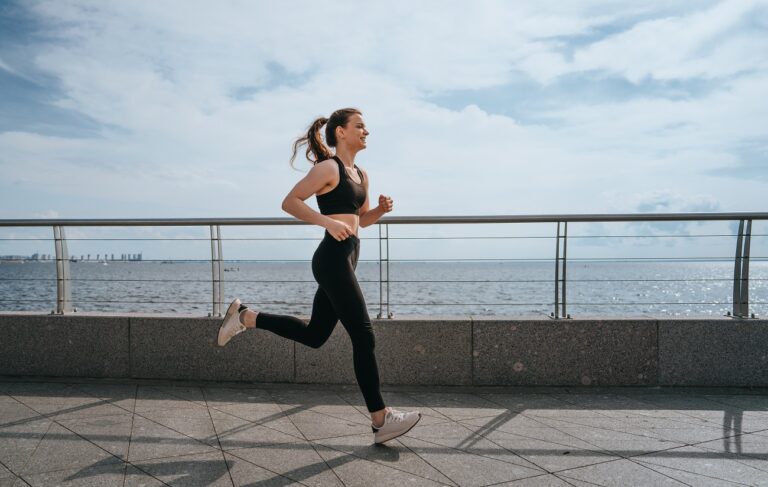 Kevés alvással kétszer nagyobb az esélye annak, hogy megsérülünk futás közben