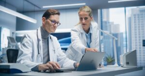 Áttörés a rákgyógyászatban – apró implantátum tüntette el a hólyagdaganatot