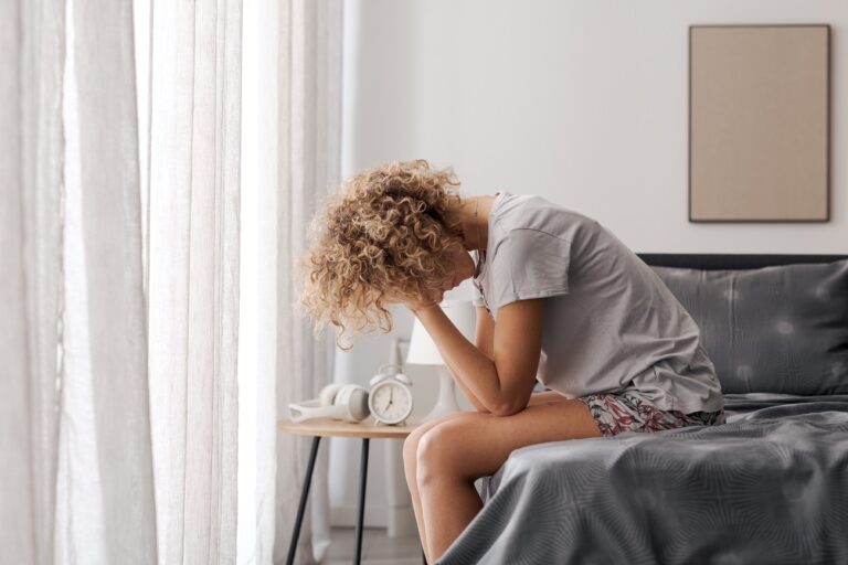 Kiabálva ébresztette a teljesen kimerült feleségét a férj, és ez még semmi