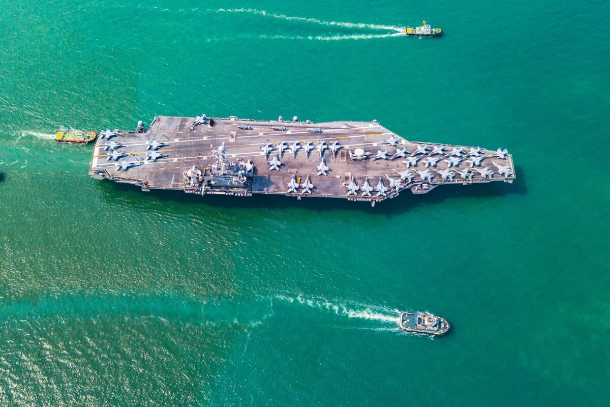 Tovább nő a feszültség – az amerikai hadihajók már ott vannak, Kuba is egyre idegesebb