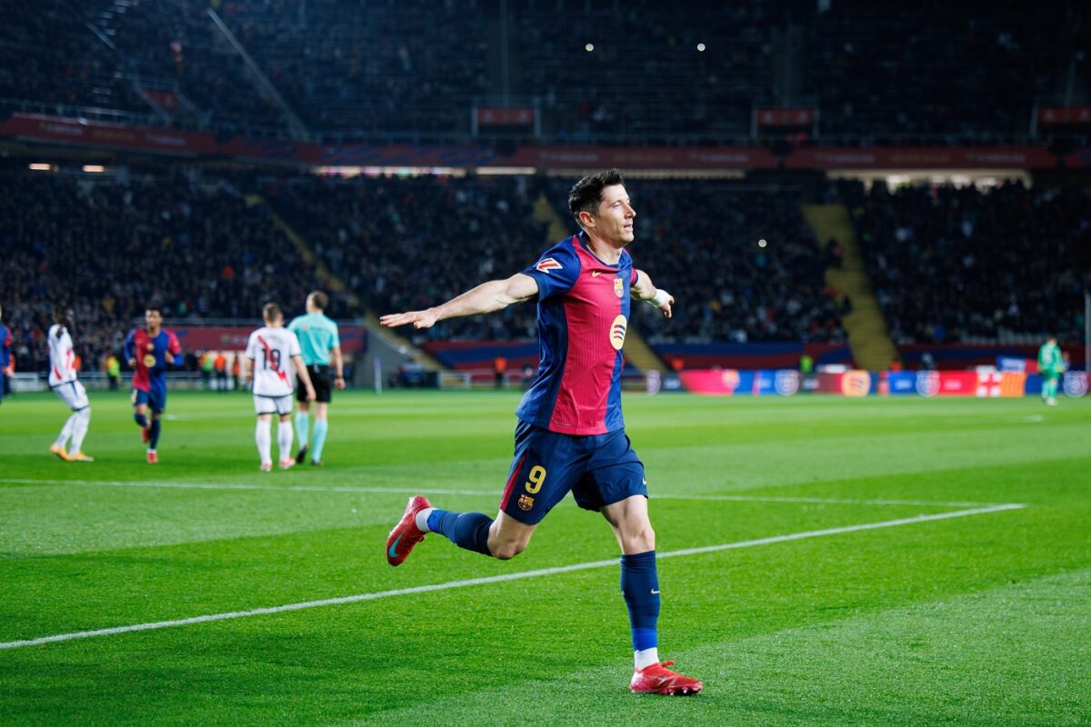 Eldőlt Lewandowski sorsa, legalábbis egyelőre