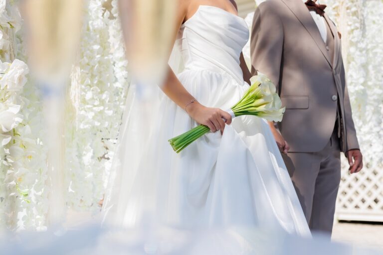 Egy idegen menyasszony mentette meg a 4 milliós foglalót, és nem akárhogyan