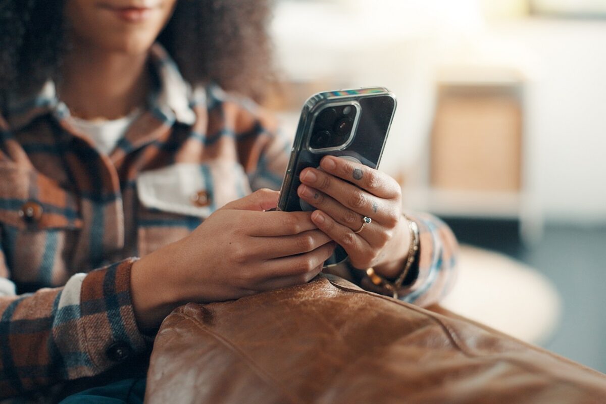 Komoly vita tört ki egy telefonvásárlásból, a menyasszony nem várt karácsonyig