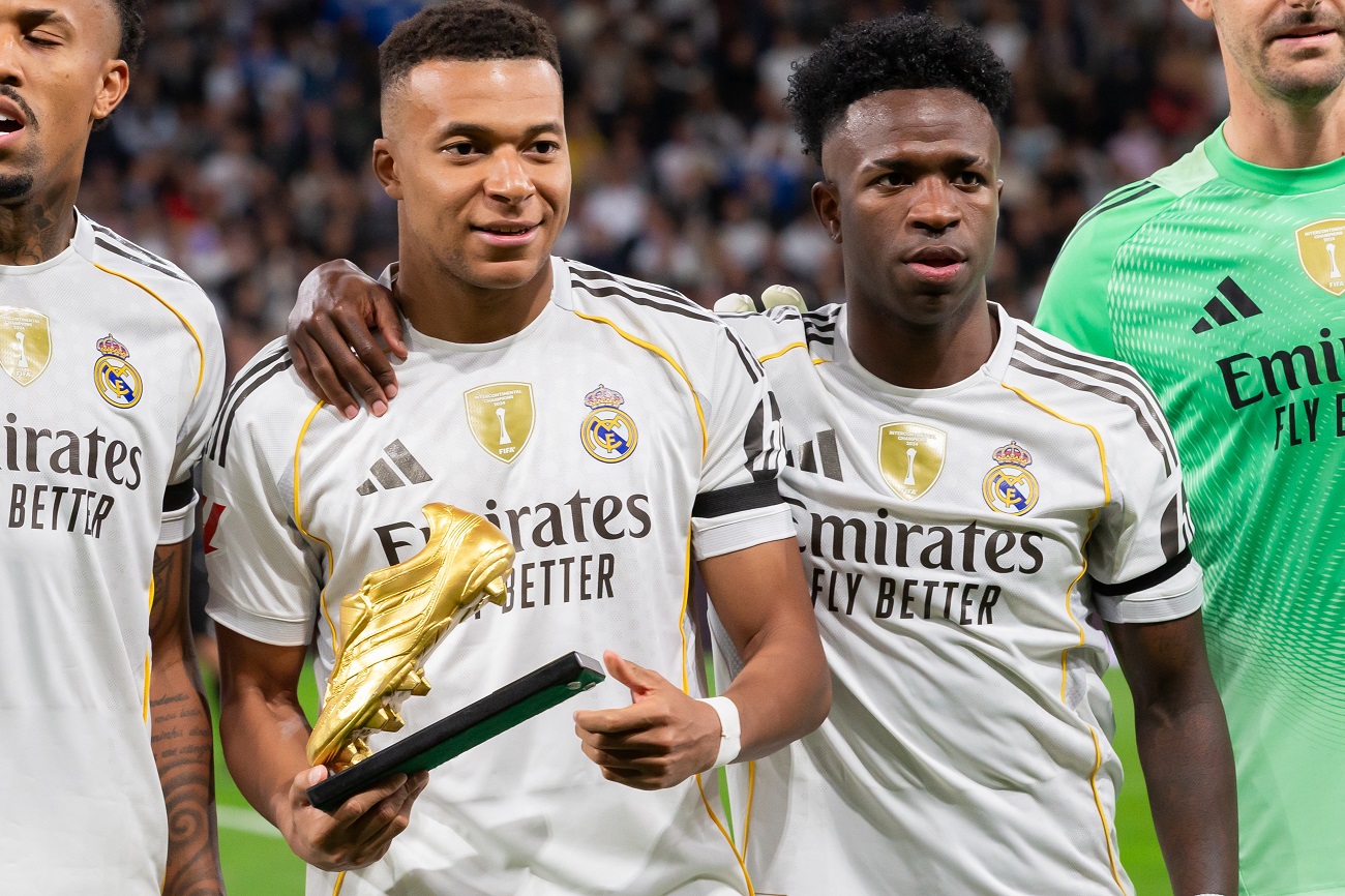 Mbappé elhagyta a francia válogatottat, Madridban vizsgálják a sérülését