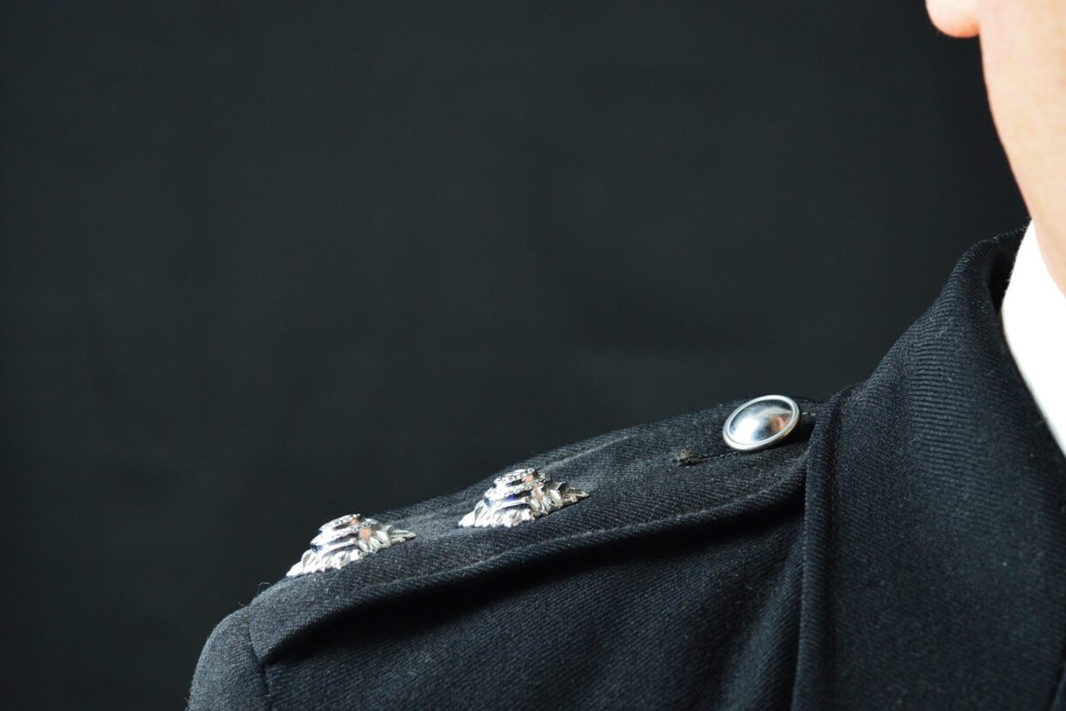 Üldözés közben vesztette életét egy 28 éves rendőr – rengetegen gyászolják