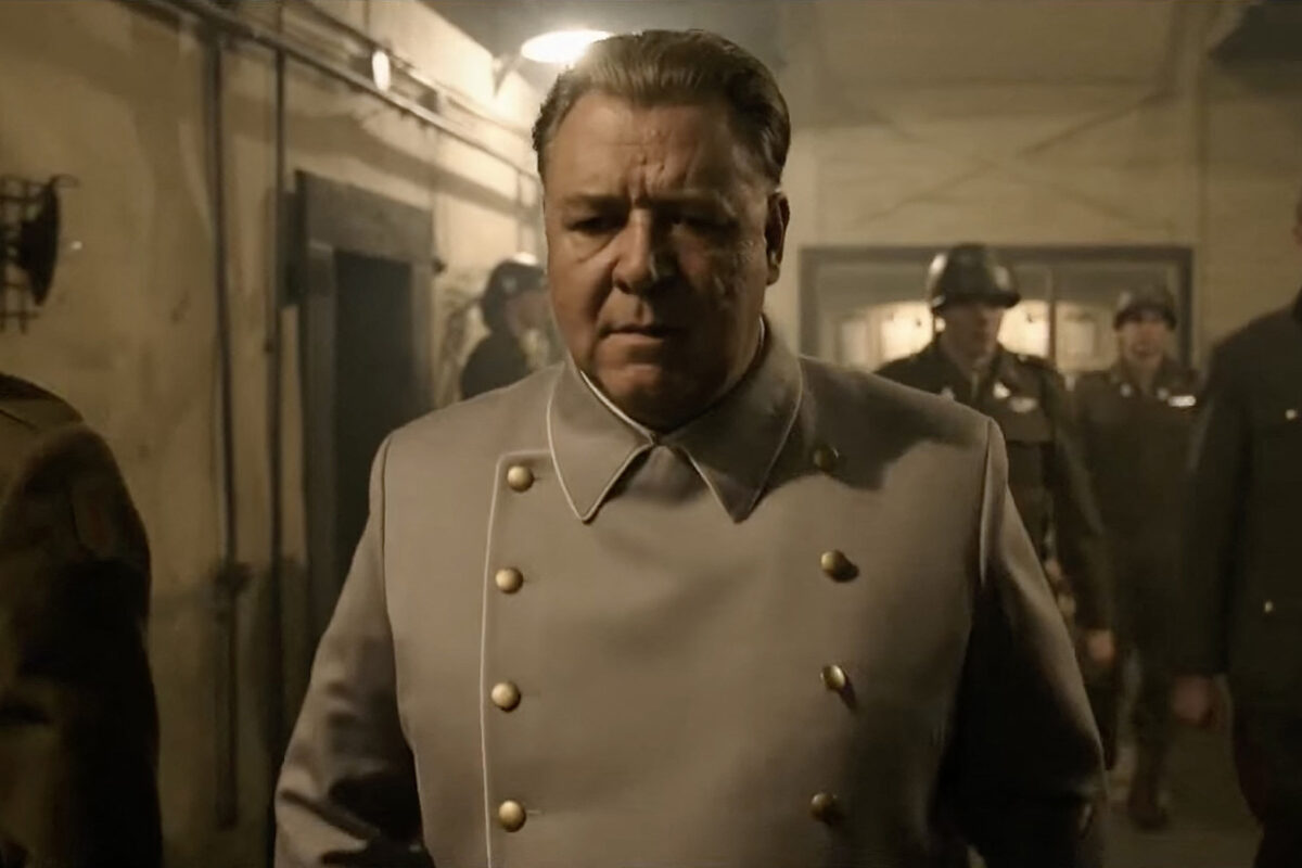 Russell Crowe új második világháborús filmje letaszította Clint Eastwood korszakalkotó klasszikusát