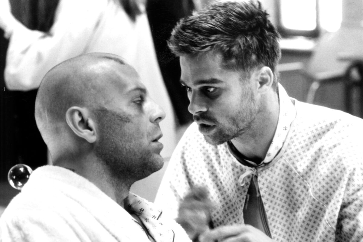 30 év után is siker Bruce Willis és Brad Pitt nyomasztó sci-fije