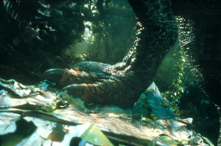 Ez a sci-fi horror lehet az új Jurassic Park