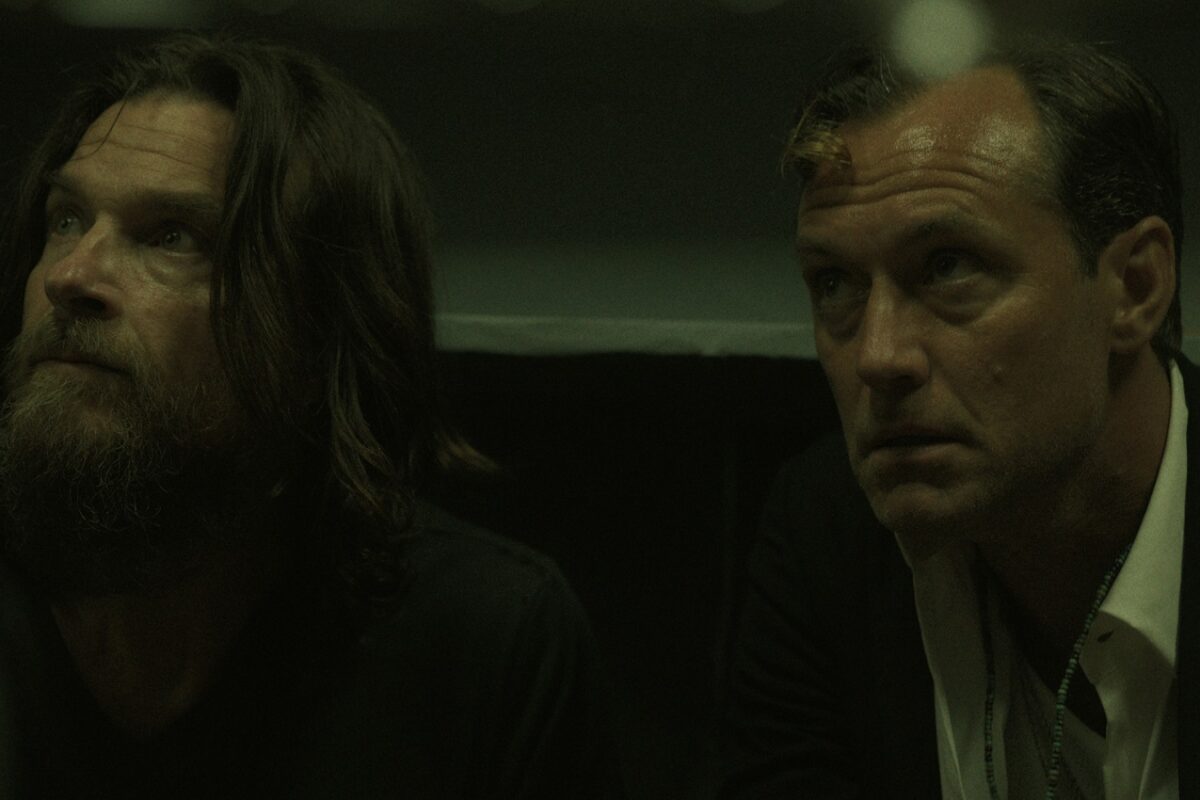 2025 egyik legütősebb thrillersorozata a Netflixen