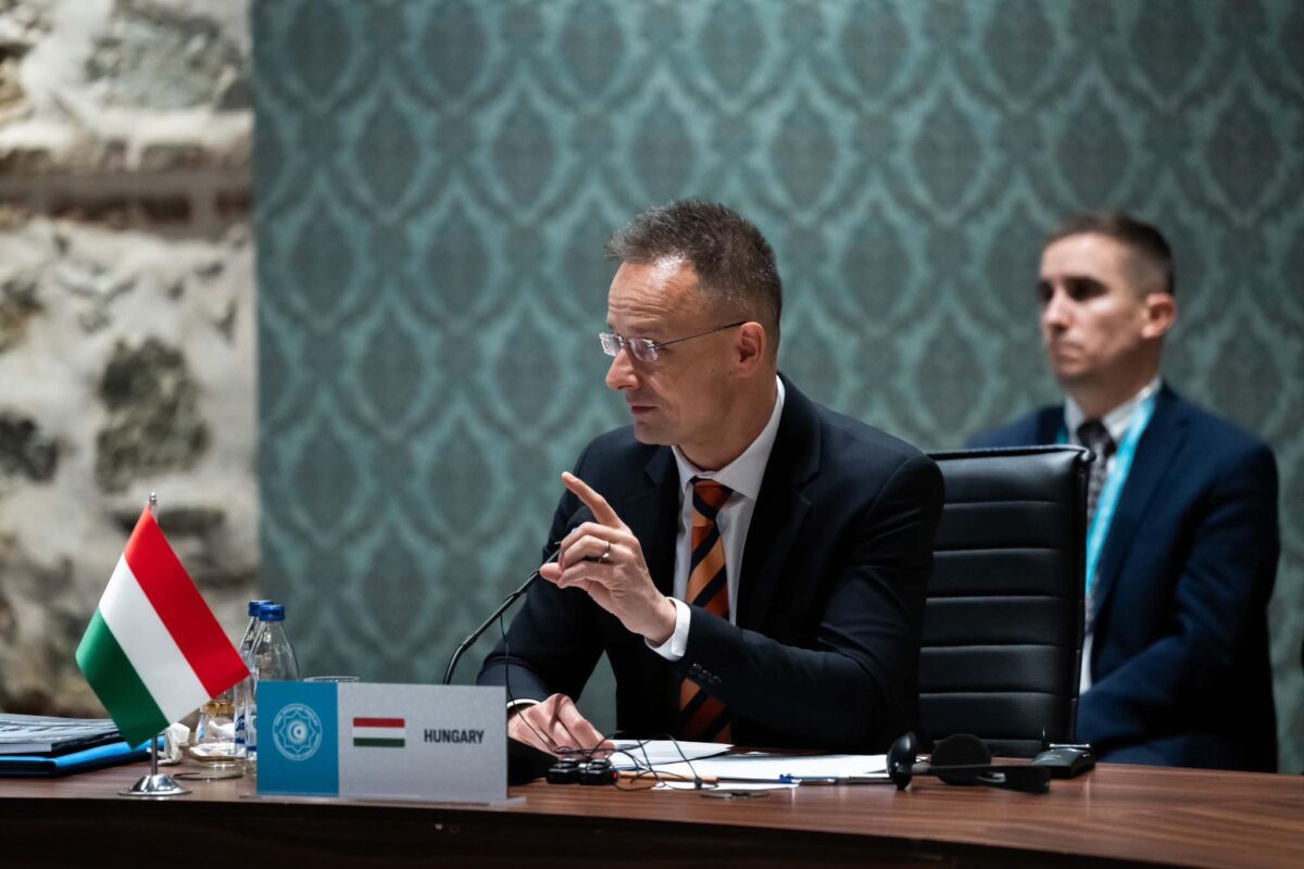 Rendkívüli közleményt és felszólítást adott ki a magyar kormány péntek hajnalban