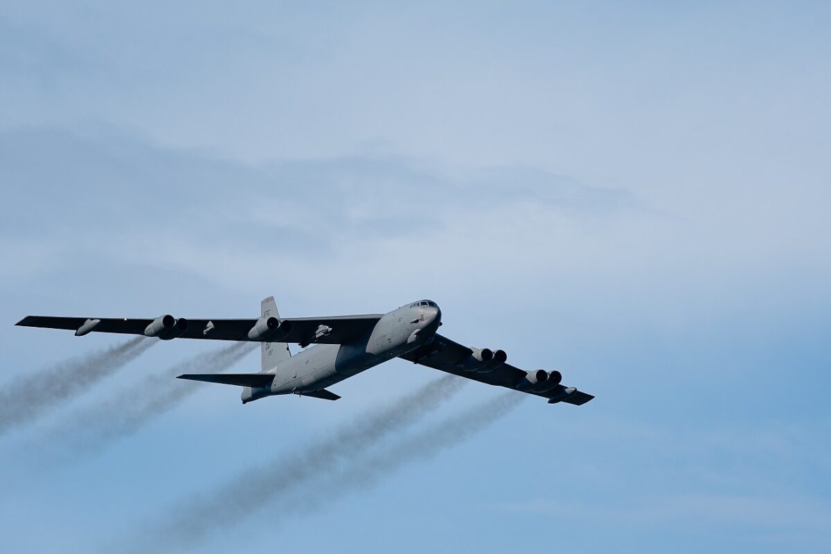 Bicepszet villantott a világnak az amerikai hadsereg – felszálltak a félelmetes bombázók