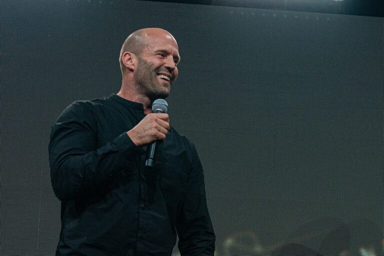 Jason Statham és Jet Li akcióthrillere egyenesen büntet