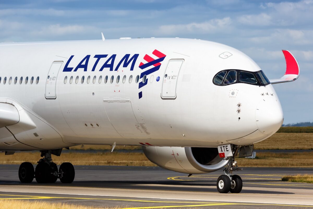 169 utas menekült pánikszerűen egy nagy utasszállító repülőgépről